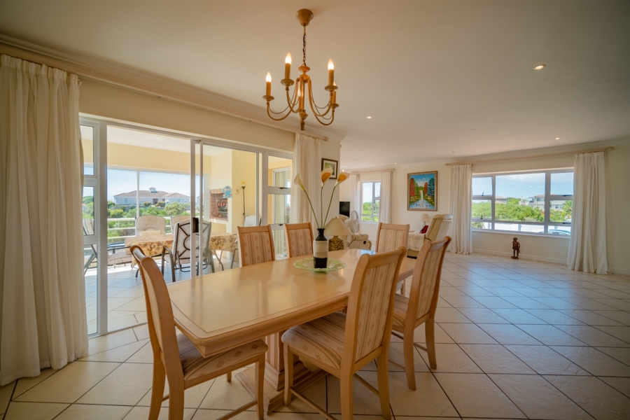 4 Bedroom Property for Sale in St Francis On Sea Eastern Cape